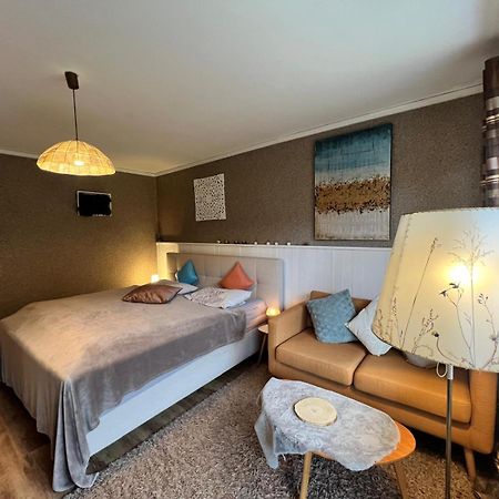 Marburg Apartment Pfiffige Luisa In Ruhiger Waldrandlage Mit Balkon Und Wintergarten Exteriér fotografie