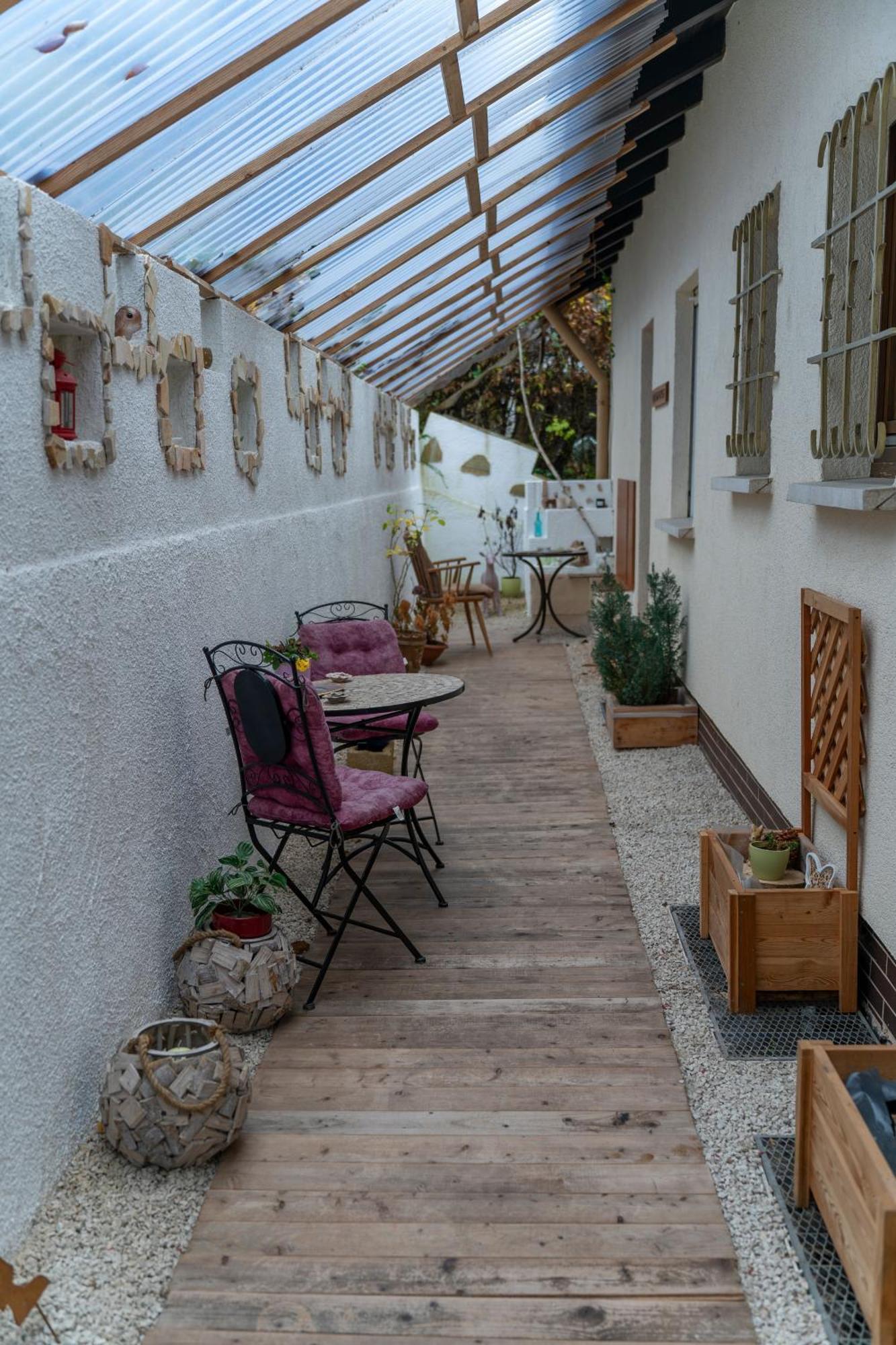 Marburg Apartment Pfiffige Luisa In Ruhiger Waldrandlage Mit Balkon Und Wintergarten Exteriér fotografie