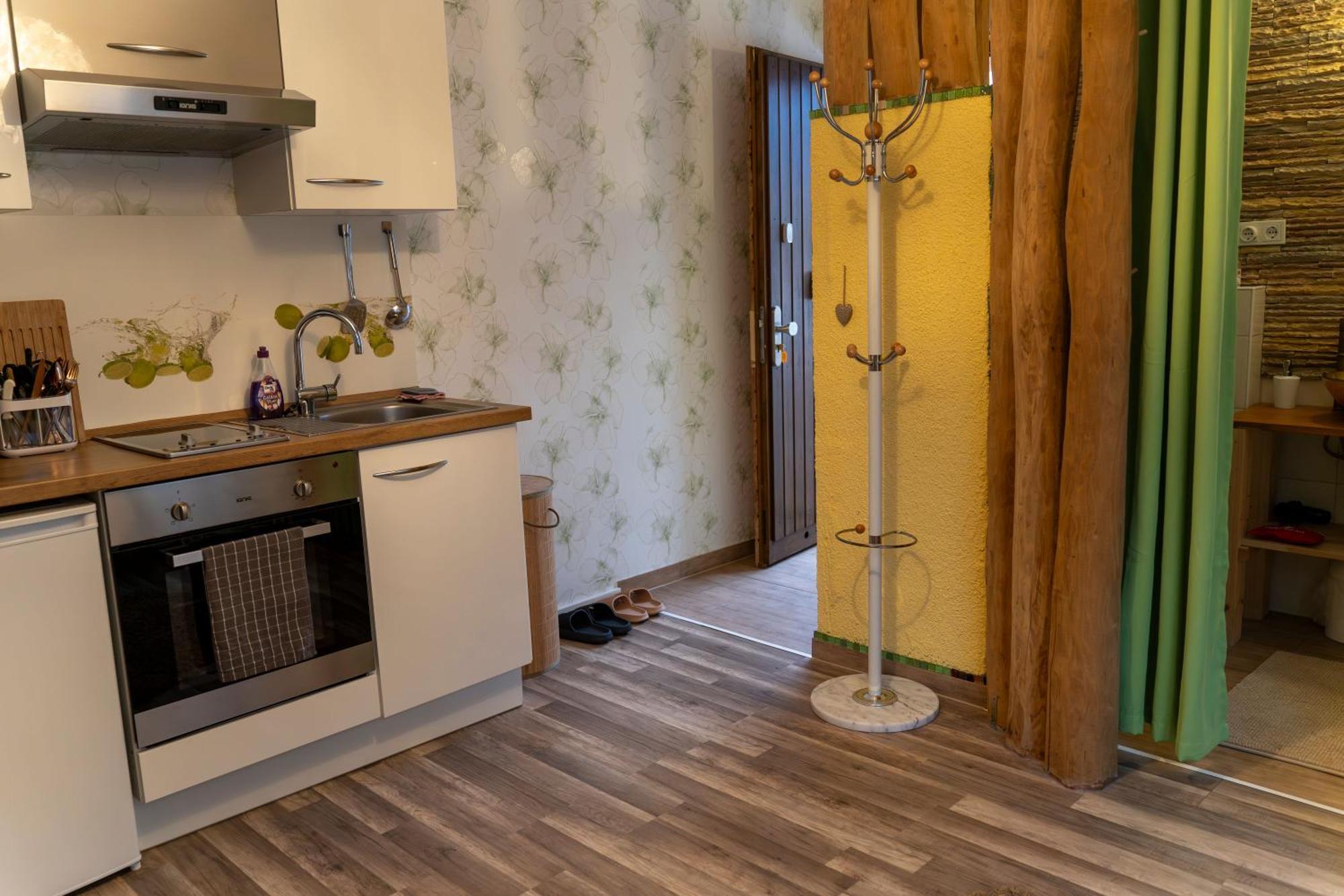 Marburg Apartment Pfiffige Luisa In Ruhiger Waldrandlage Mit Balkon Und Wintergarten Exteriér fotografie